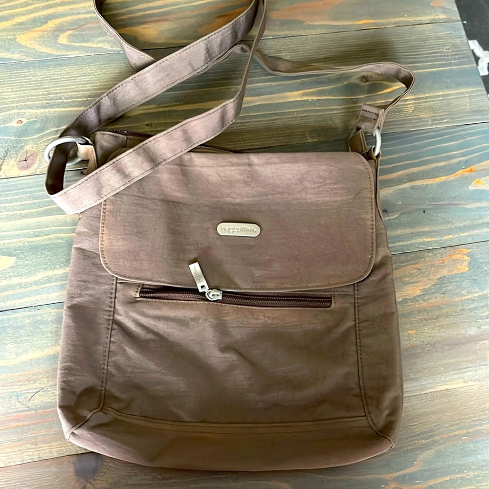 Baggalini Brown Cossbody Bag🔥